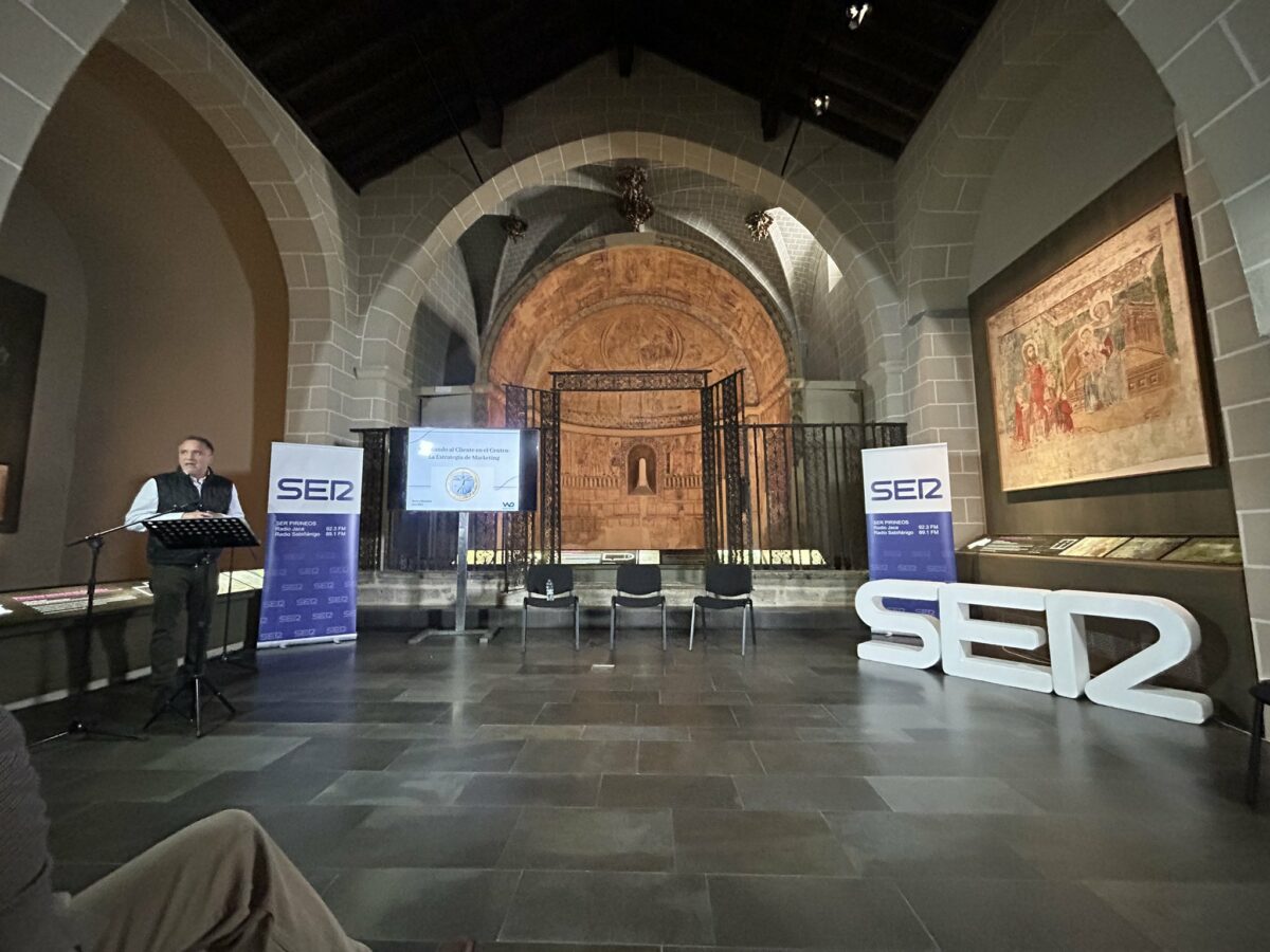 Webdreams en la inauguración de la temporada de Ondas Blancas de la cadena Ser en Jaca.